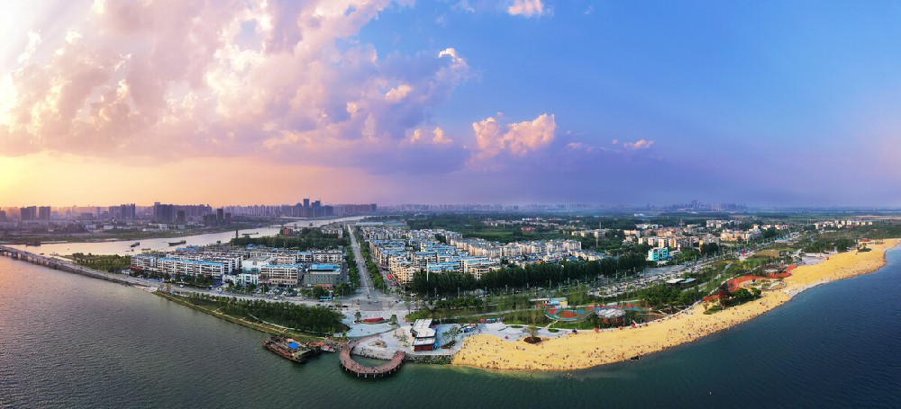 湖北襄阳鱼梁洲快乐水岸